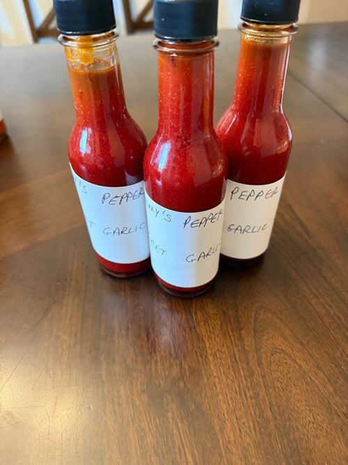 Beet Garlic Siracha Sauce